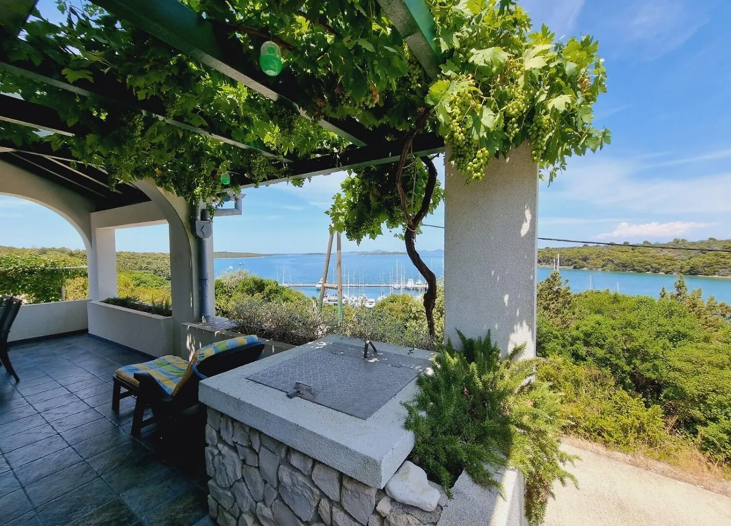 House Holiday Home Near Lighthouse Veli Rat